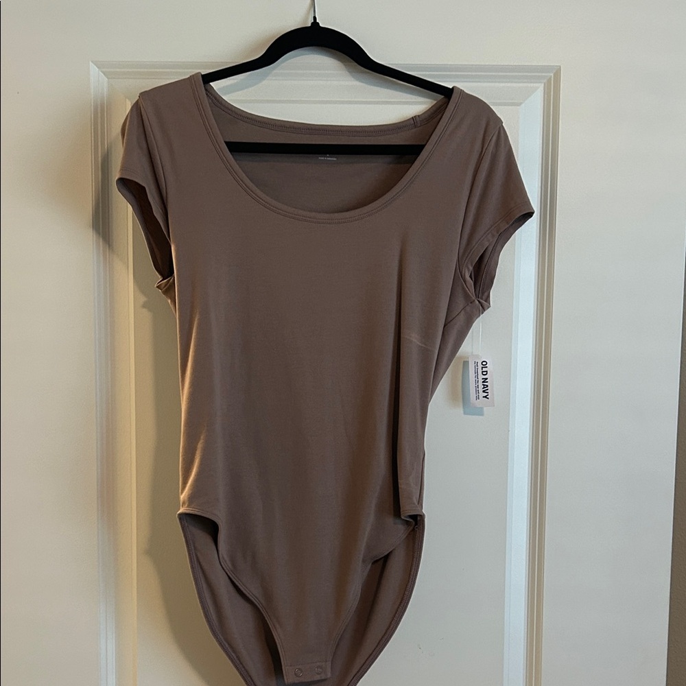 Old Navy Women's Taupe Bodysuit Top